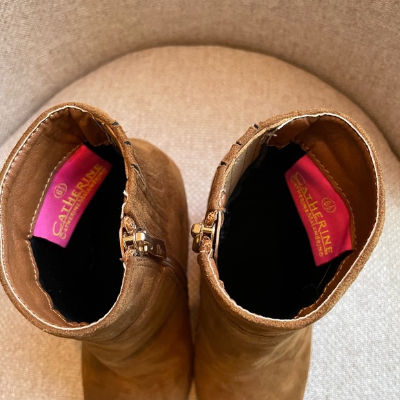 Catherine Malandrino 6.5 brown suede ankle boots booties shoes heels boho - Picture 6 of 10